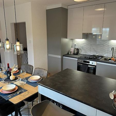 Spacious And Modern App With Big Terrace Малинска Экстерьер фото