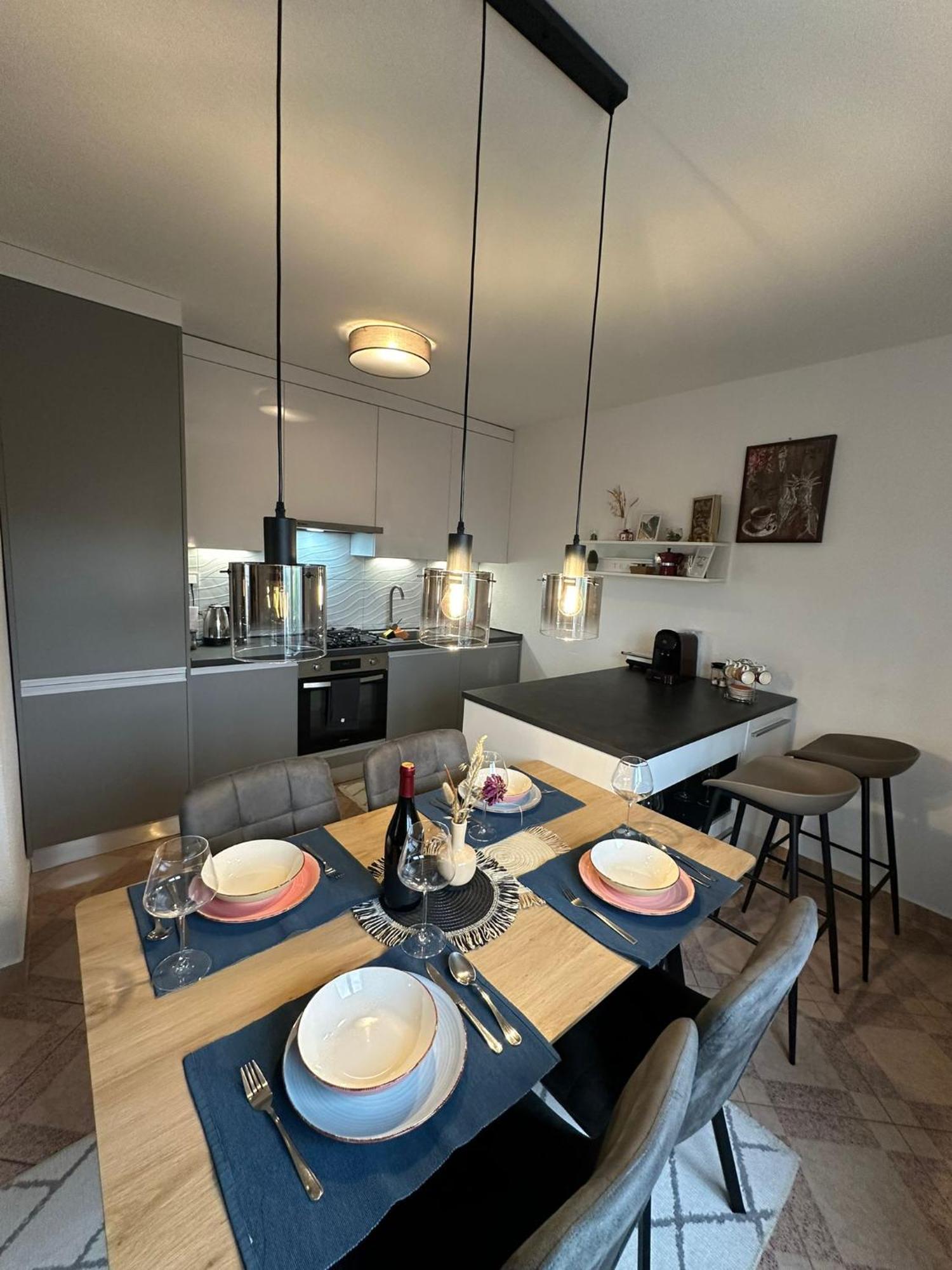 Spacious And Modern App With Big Terrace Малинска Экстерьер фото
