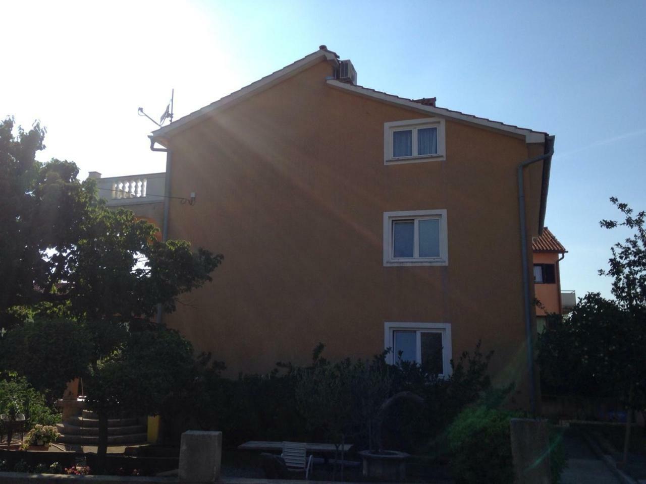 Spacious And Modern App With Big Terrace Малинска Экстерьер фото